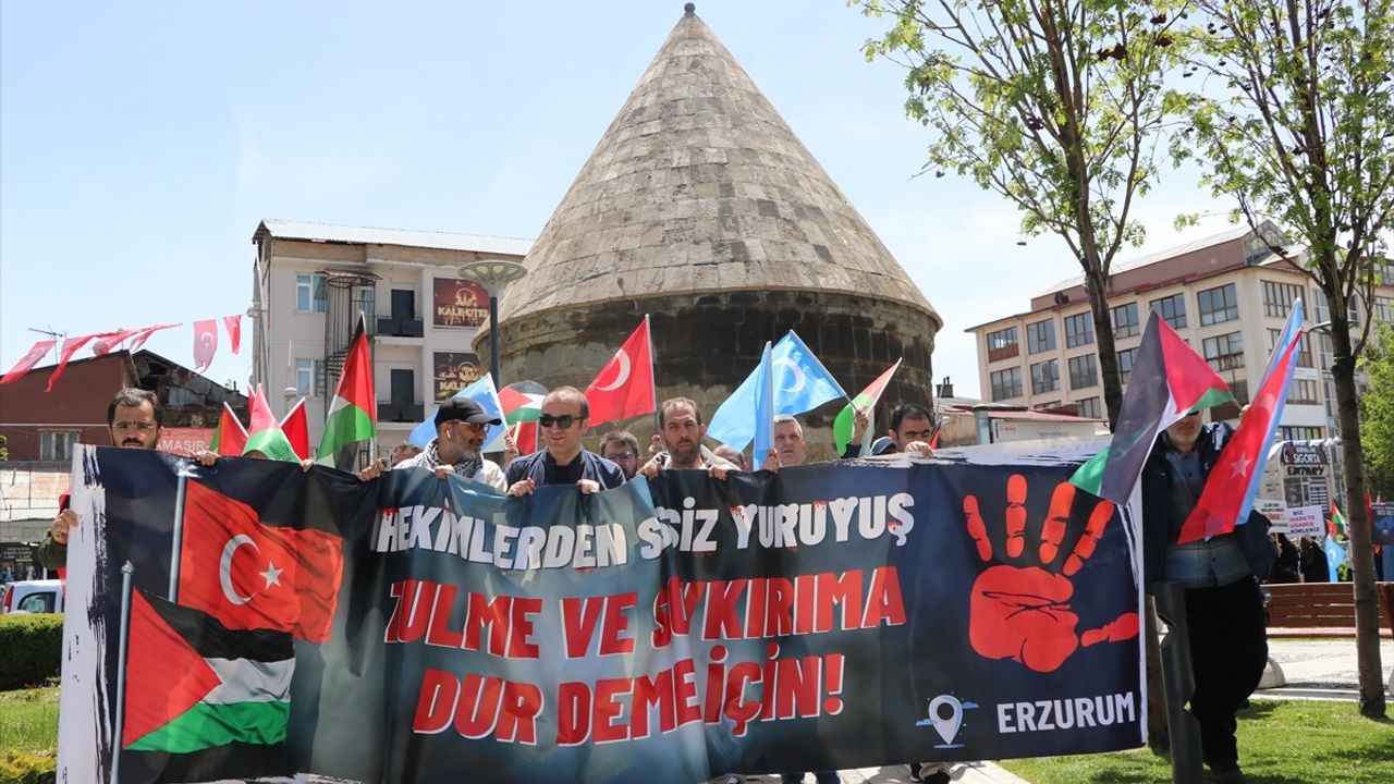 Erzurum'da Sağlıkçılar Gazze İçin Ses Verdi