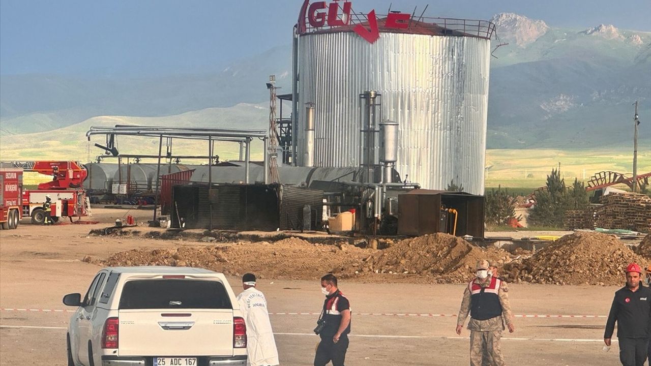 Erzurum'daki Asfalt Tesisinde Patlama: 1 Ölü, 1 Yaralı