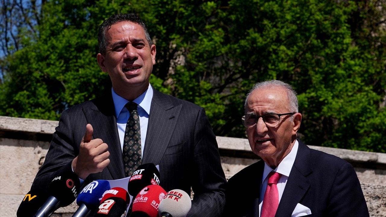 Eski TBMM Başkanlarından Ekrem İmamoğlu'na Destek