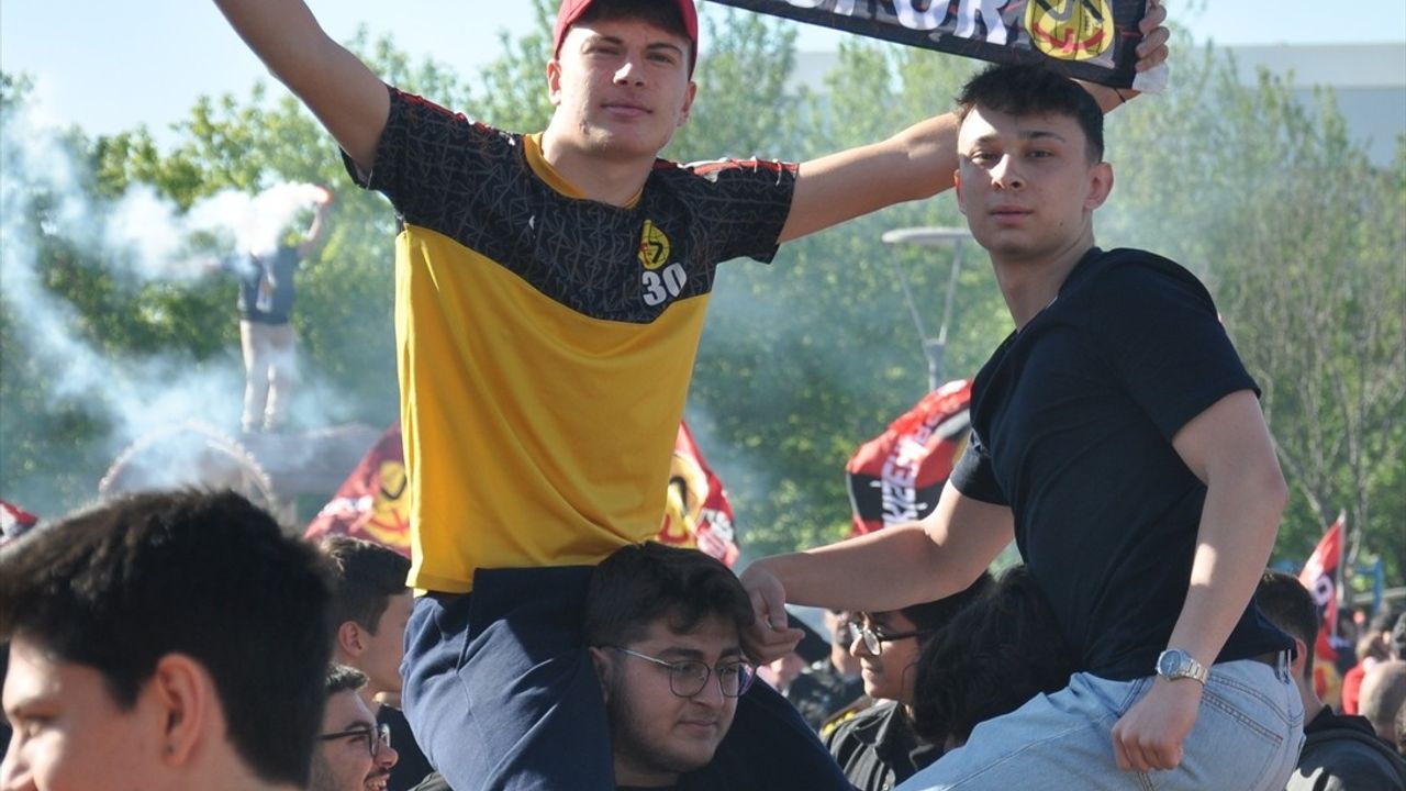 Eskişehirspor, 2 Yılın Ardından Profesyonel Lige Dönüyor