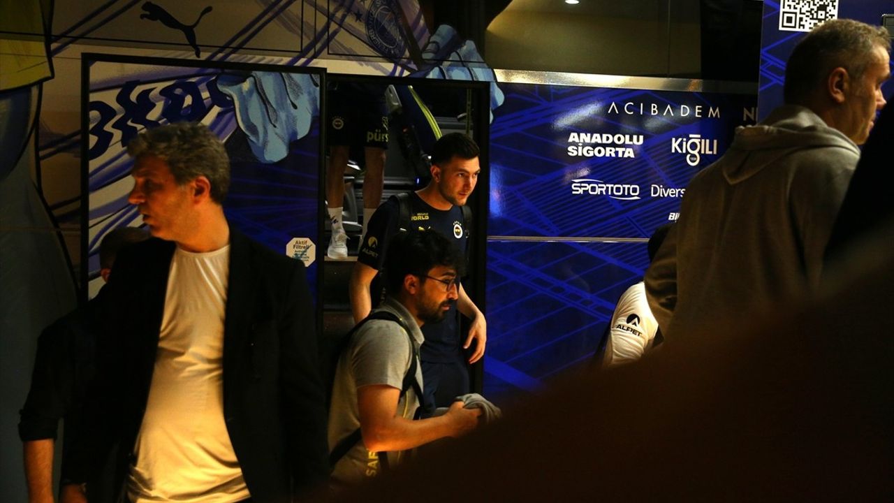 Fenerbahçe Mersin'e Geldi: Hatayspor ile Maç Öncesi Hava