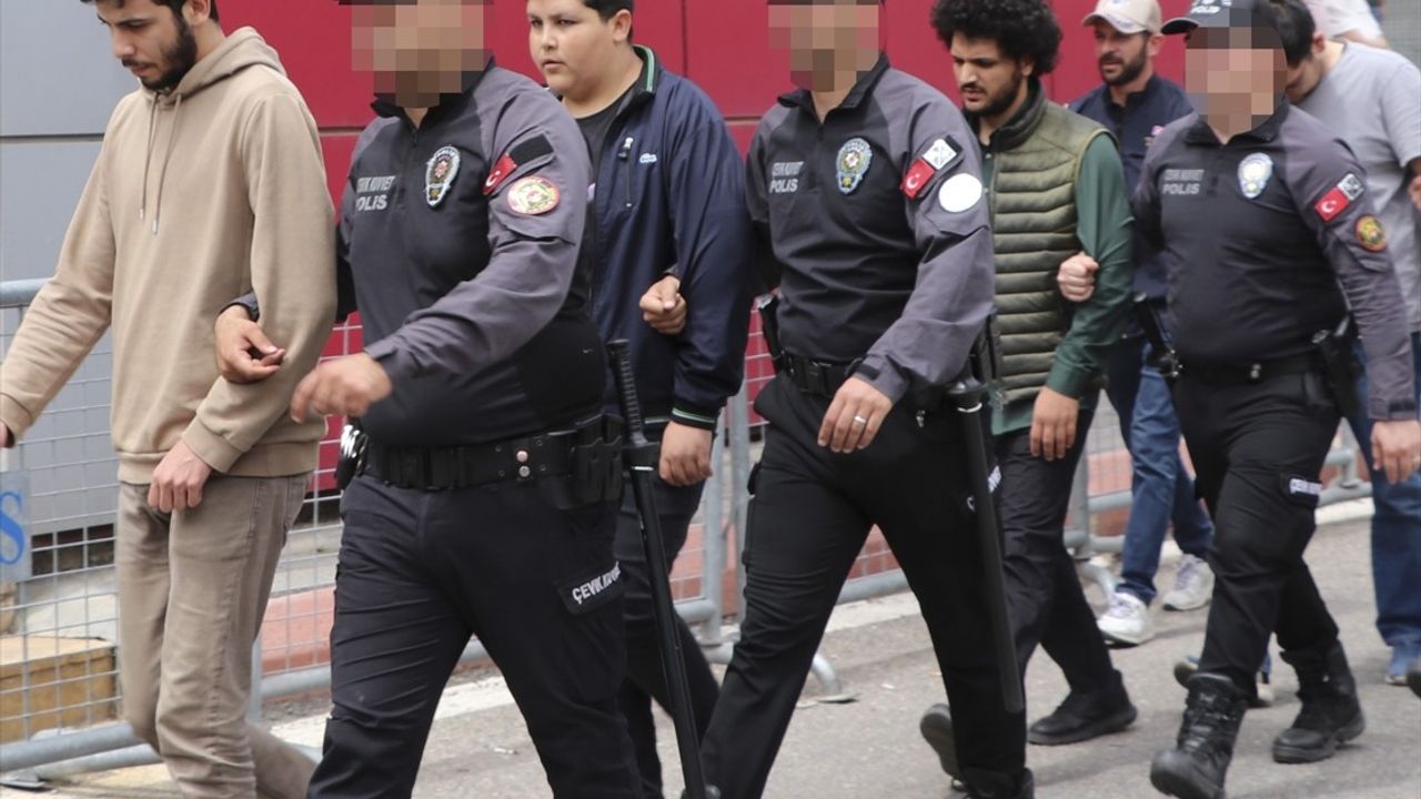 Gaziantep Merkezli FETÖ Operasyonunda 4 Şüpheli Gözaltına Alındı