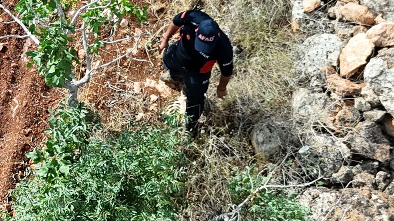 Gaziantep'te Otizmli Çocuğun Kayıp Arama Çalışmaları Üçüncü Gününde