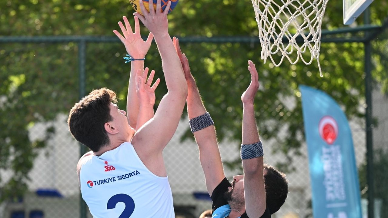 Gaziantep'te Türkiye Sigorta 3x3 Basketbol Turnuvası Şampiyonu Pamukkale Takımı Oldu