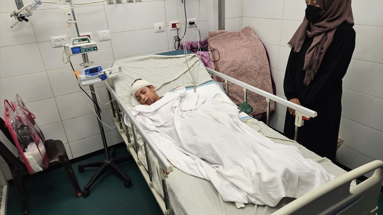 Gazze'de Bir Kadın Doktorun Felaketi