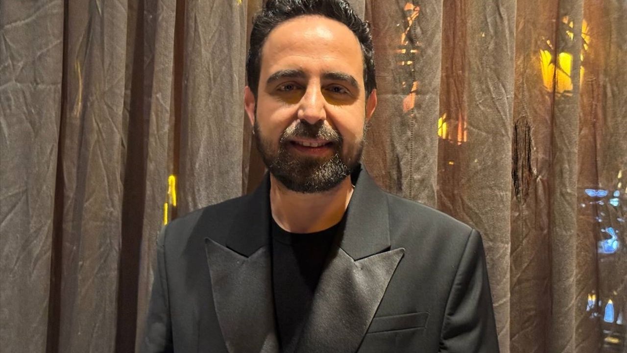 Gökhan Çınar, 'Katarsis: Gel Yeniden Başlayalım' ile Zorlu PSM'de Büyüledi