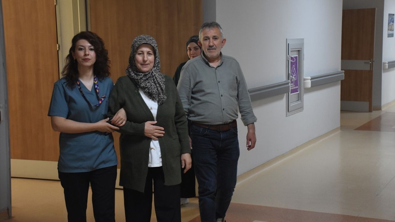 Gümüşhane'de 4 Kilogramlık Tümör Başarıyla Alındı