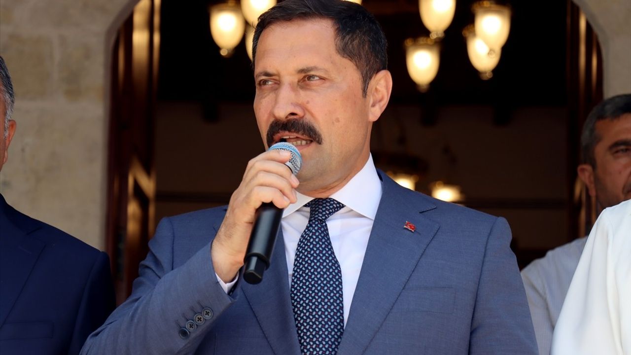 Hatay'da Depremlerden Hasar Gören Camiler ve Mescitler Yeniden İbadete Açıldı