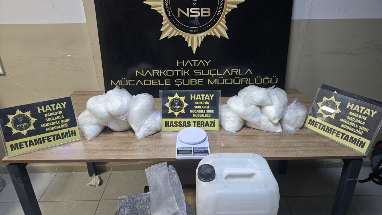 Hatay'da Uyuşturucu Operasyonu: 11 Kilo Sentetik Ele Geçirildi