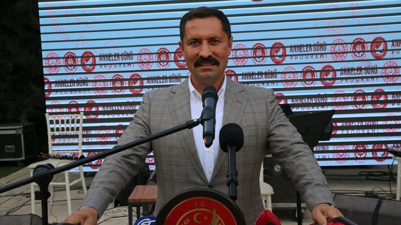 Hatay Valisi Masatlı Annelerle Bir Araya Geldi