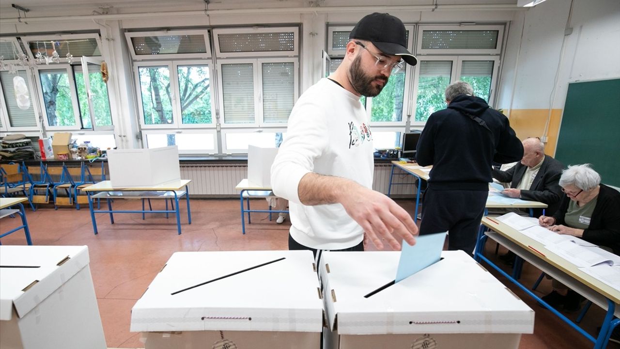Hırvatistan'da Yerel Seçimler Başladı