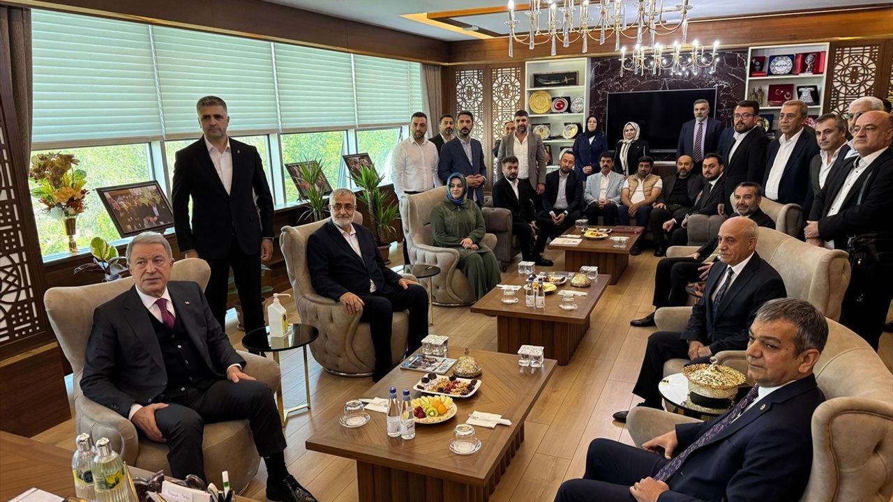 Hulusi Akar Elazığ'da Terörsüz Türkiye Vurgusu Yaptı