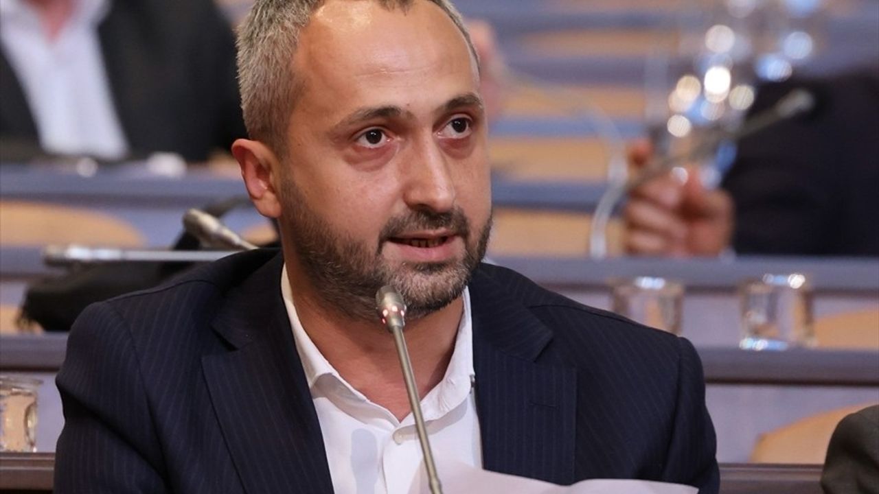 İBB Meclisi'nde İSKİ Üzerine Soru Önergeleri: Kritik Sorunlar Gündemde