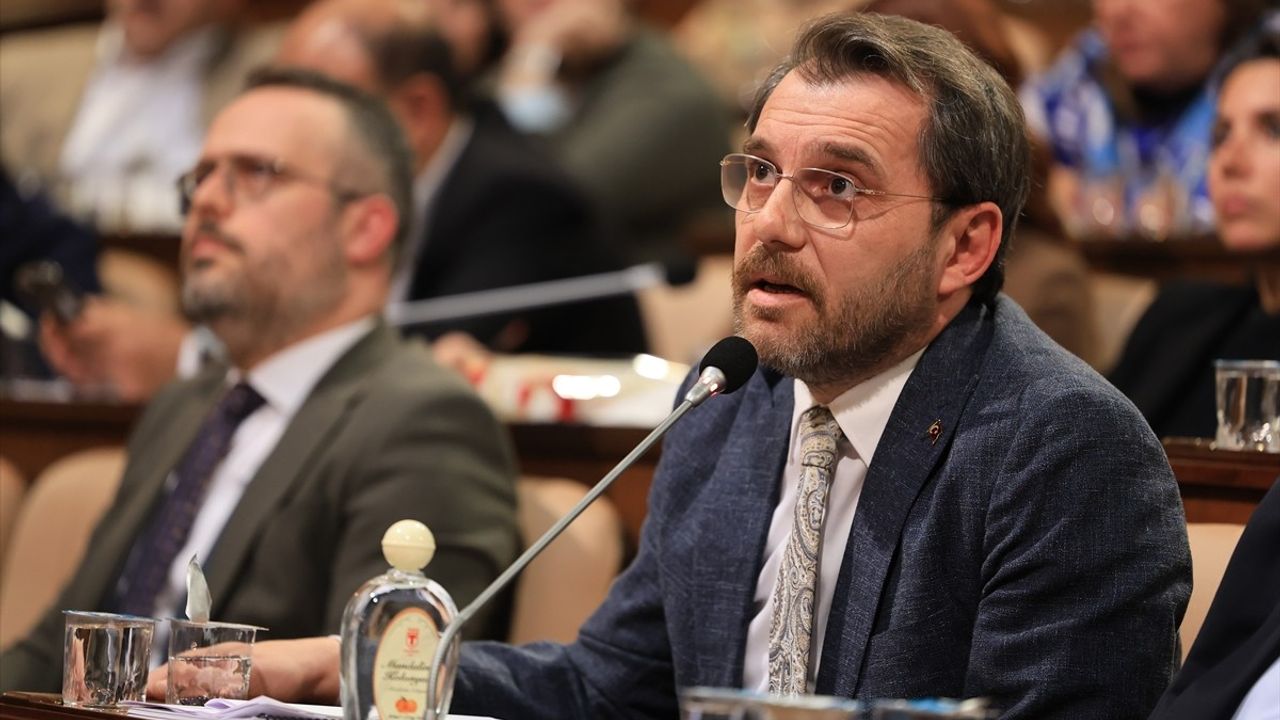 İBB Meclisinde Çıkar İlişkileri Tartışması