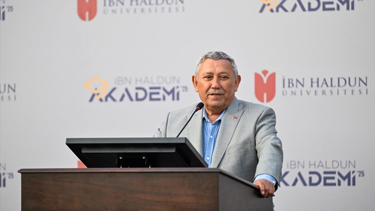 İbn Haldun Akademi Kapanış Töreni Gerçekleştirildi