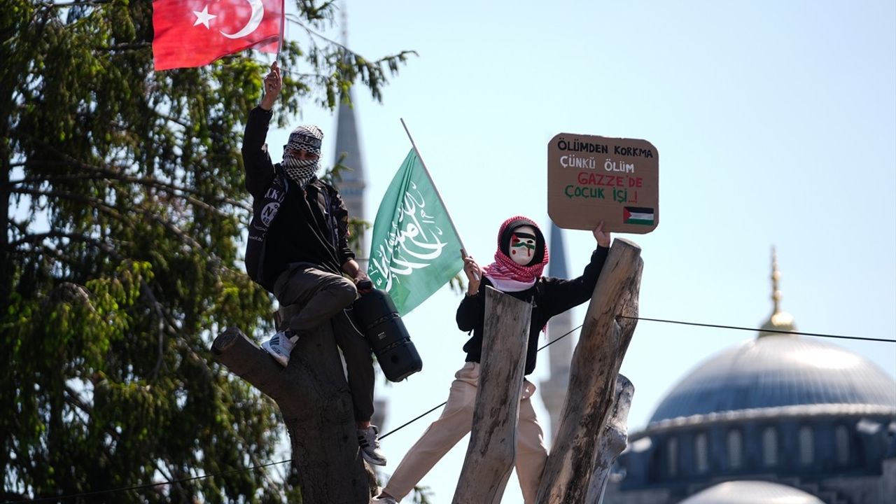 İHH'dan Gazze'ye Destek Yürüyüşü Gerçekleştirildi