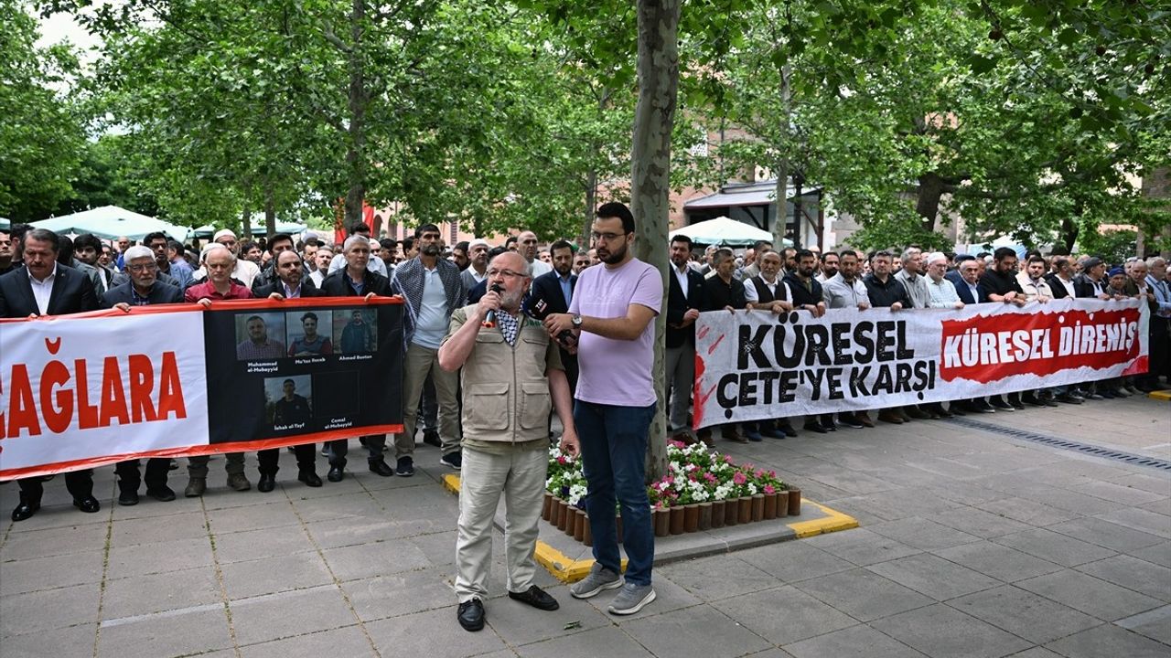 İHH Görevlileri İçin Gıyabi Cenaze Namazı