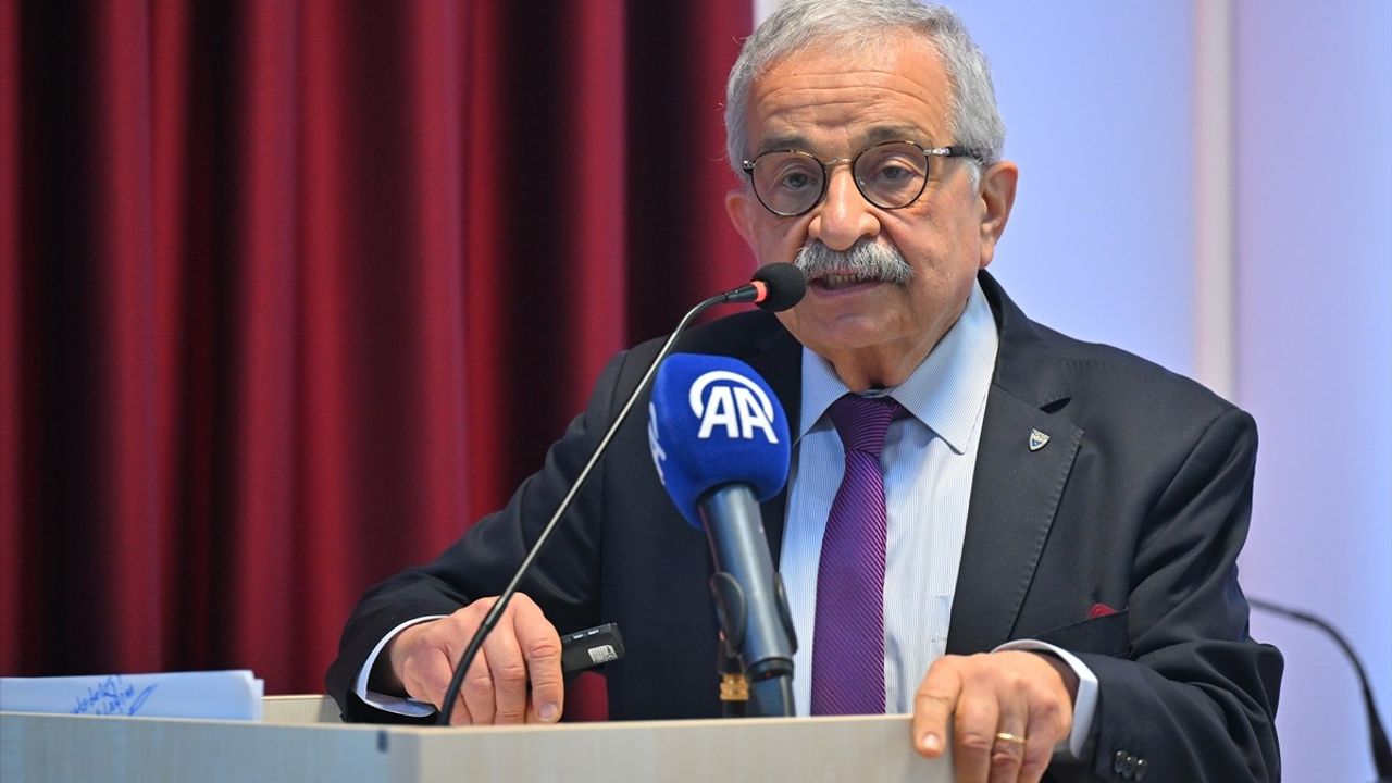 İngiltere ve Ermeni Propaganda Faaliyetleri Üzerine Konferans Düzenlendi