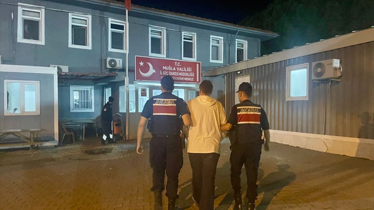 Interpol Tarafından Aranan Şüpheli Fethiye'de Yakalandı