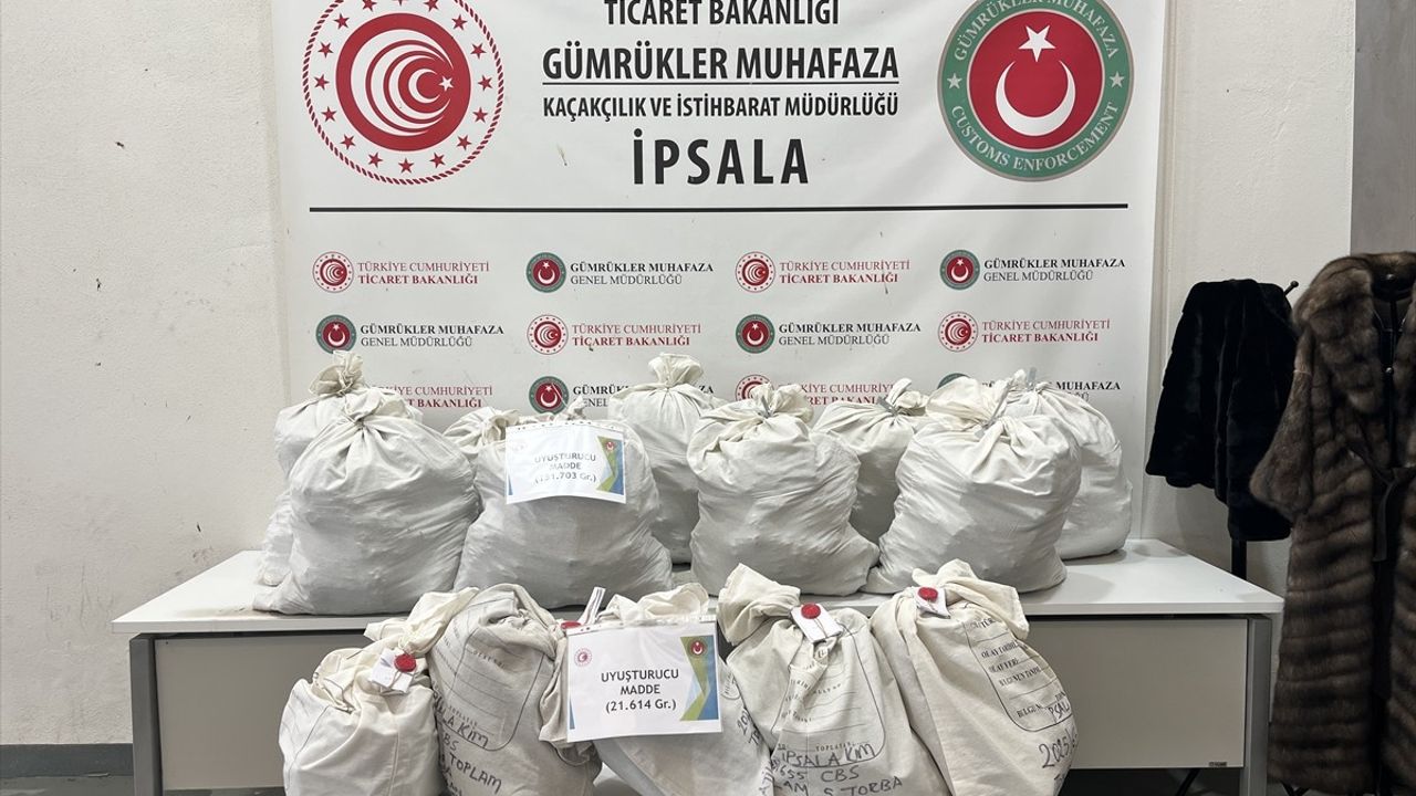 İpsala Sınır Kapısı'nda Uyuşturucu ve Kaçak Eşya Operasyonu