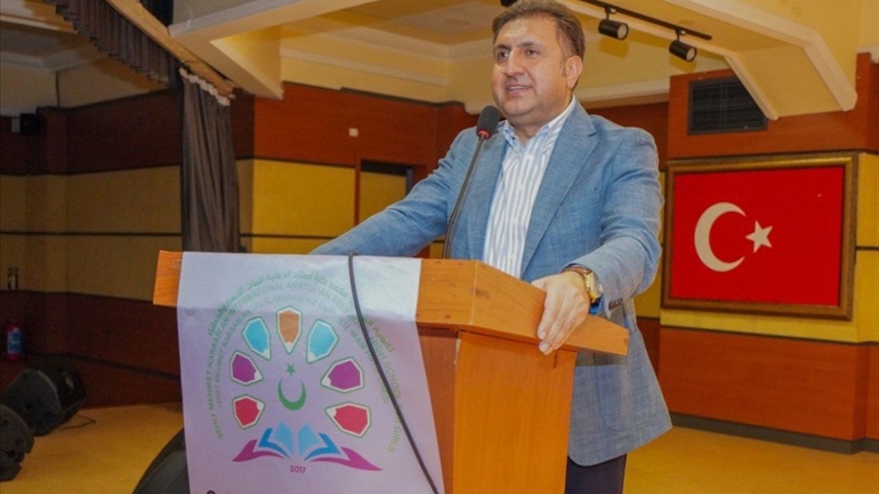 İstanbul'da Gazzeli Öğrencilerle Kardeşlik Buluşması