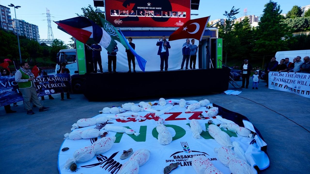 İstanbul'da Özgür Gazze Yürüyüşü