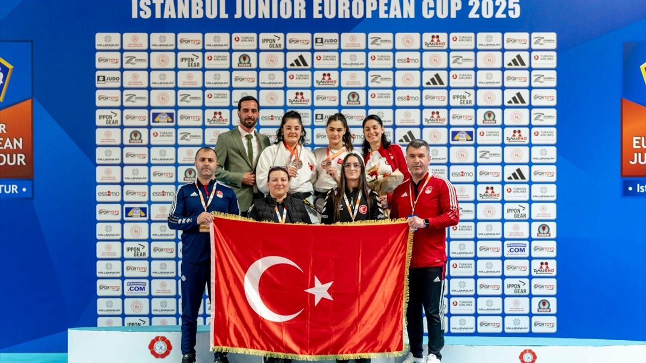 İstanbul Gençler Avrupa Kupası'nda Milli Judocular 4 Madalya Kazandı