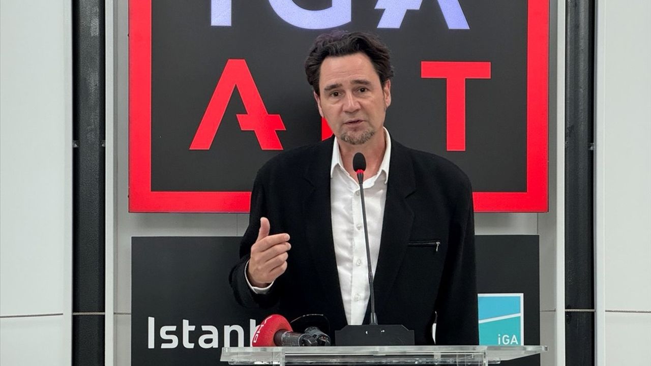 İstanbul Havalimanı'nda Fahrelnissa Zeid Sergisi Açıldı