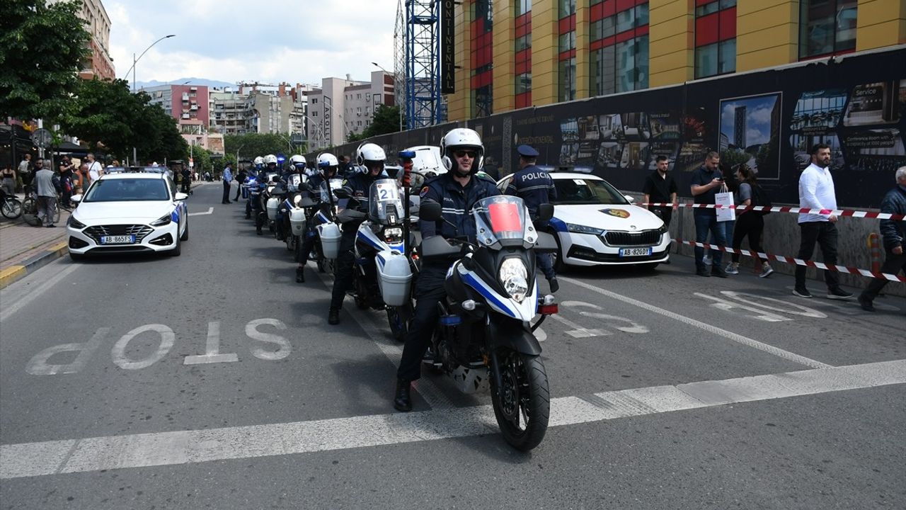 İtalya Bisiklet Turu 2025'in İkinci Etabı Arnavutluk'ta Başladı