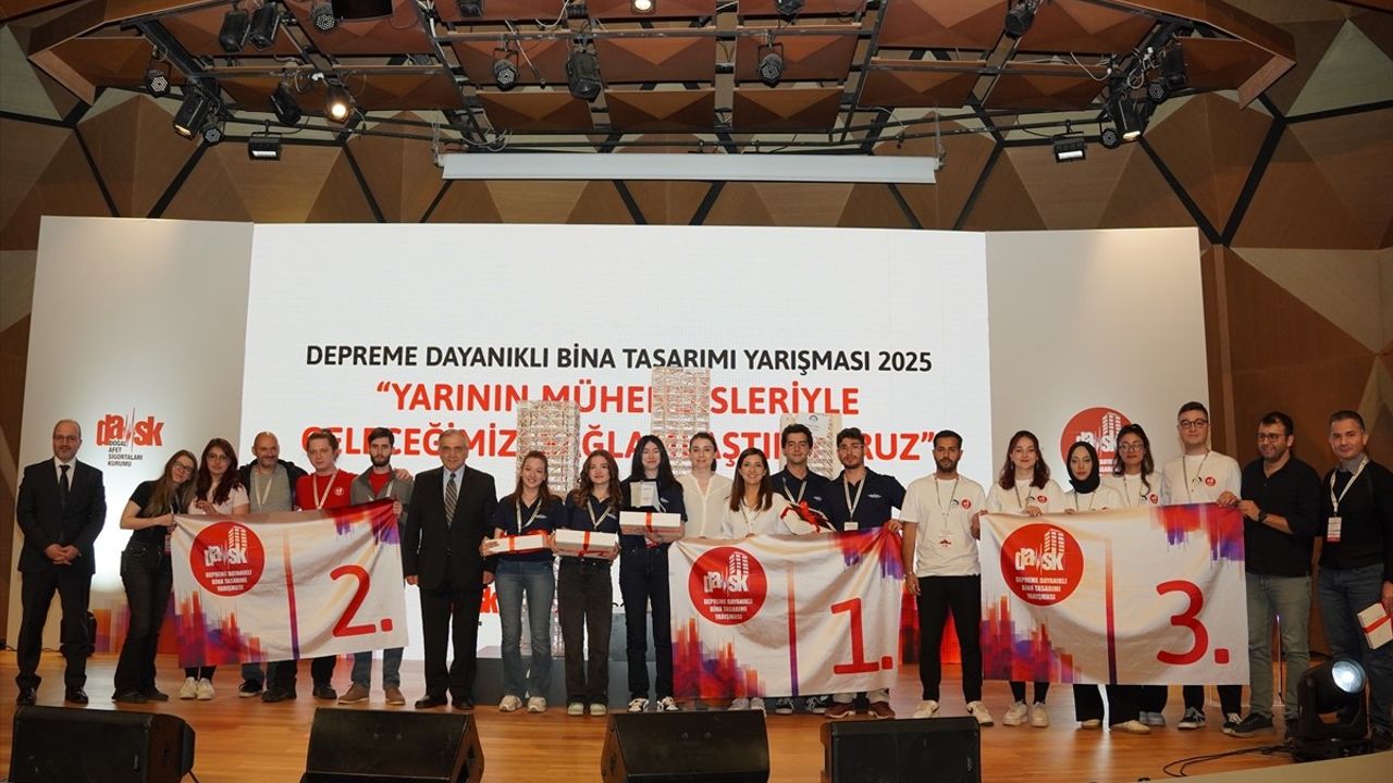 İTÜ, Depreme Dayanıklı Bina Tasarımı Yarışması'nda Birinci Oldu
