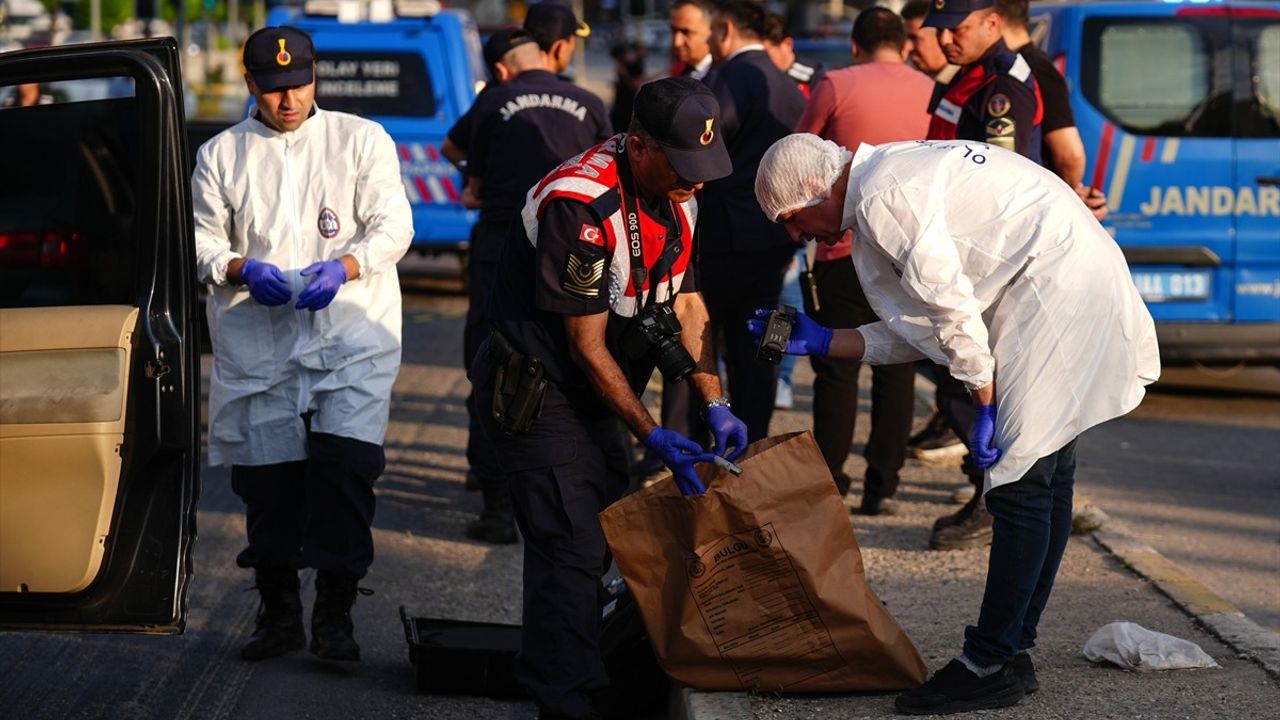 İzmir'de Silahlı Saldırı: 3 Şüpheli Tutuklandı