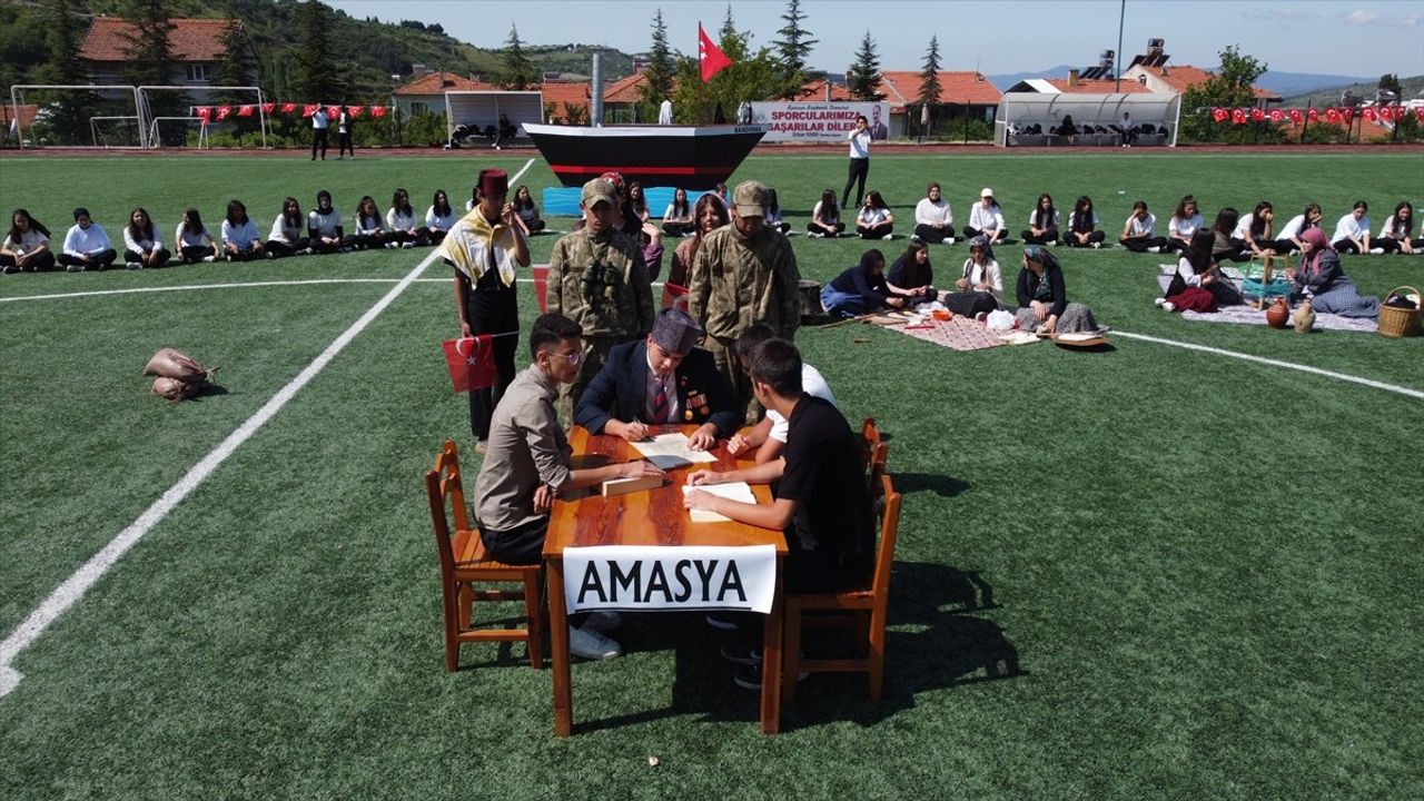 İzmir ve Çevresinde 19 Mayıs Gençlik ve Spor Bayramı Coşkuyla Kutlandı