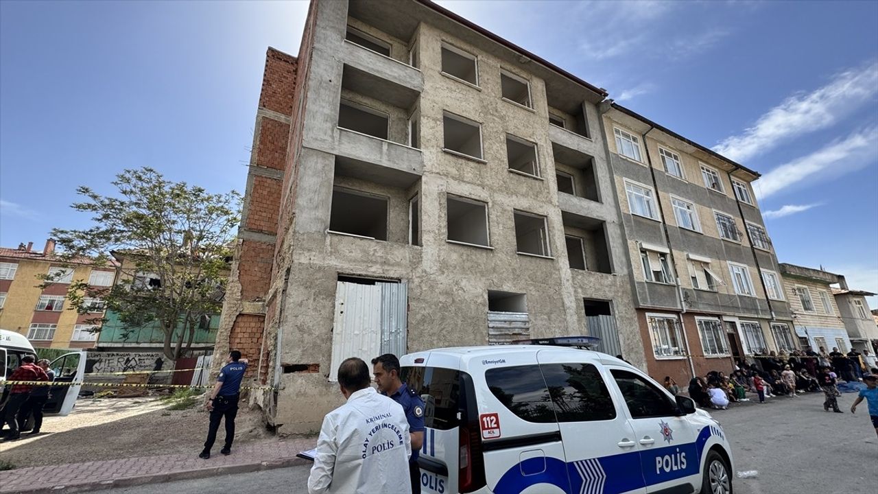 Karatay'da İnşaatta Erkek Cesedi Bulundu
