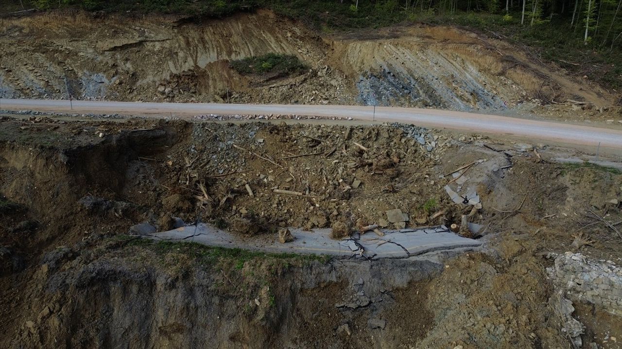 Kastamonu-Çatalzeytin Yolu Yeniden Açıldı