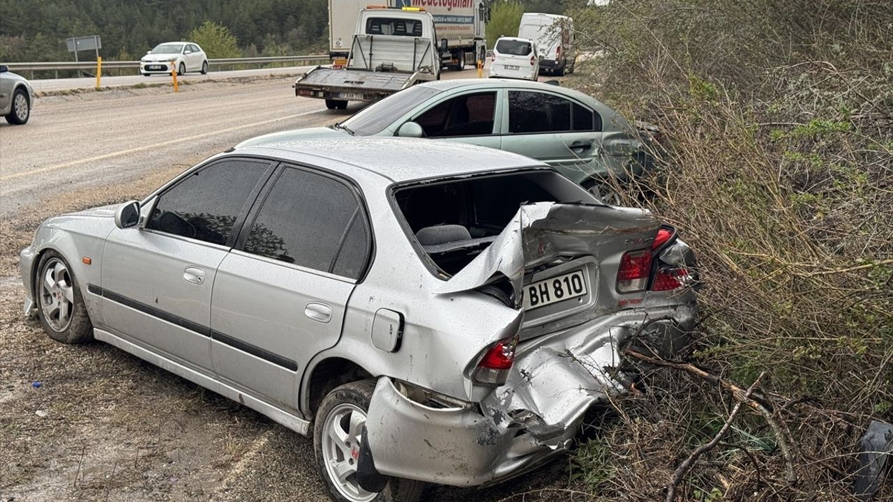 Kastamonu'da Trafik Kazası: 4 Yaralı