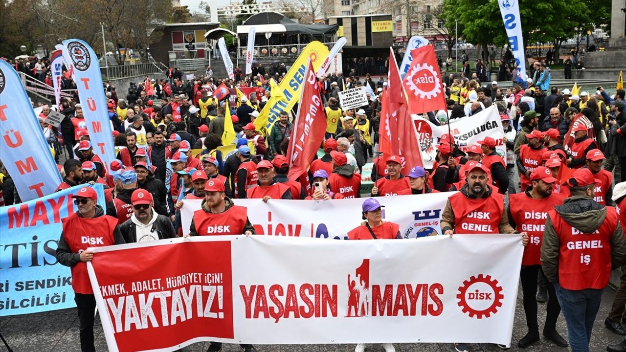 Kayseri'de 1 Mayıs Emek ve Dayanışma Günü Coşkuyla Kutlandı