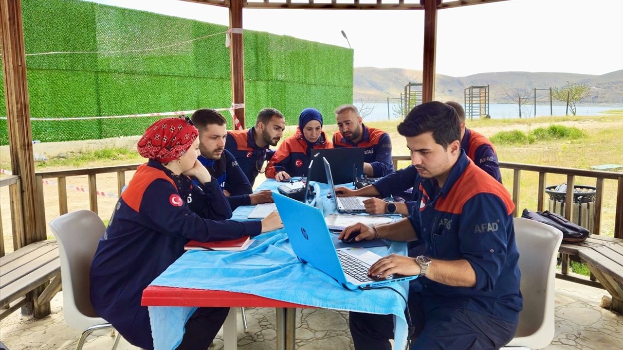 Kırşehir'de Dron ile Kayıp Arama Yarışması Düzenlendi