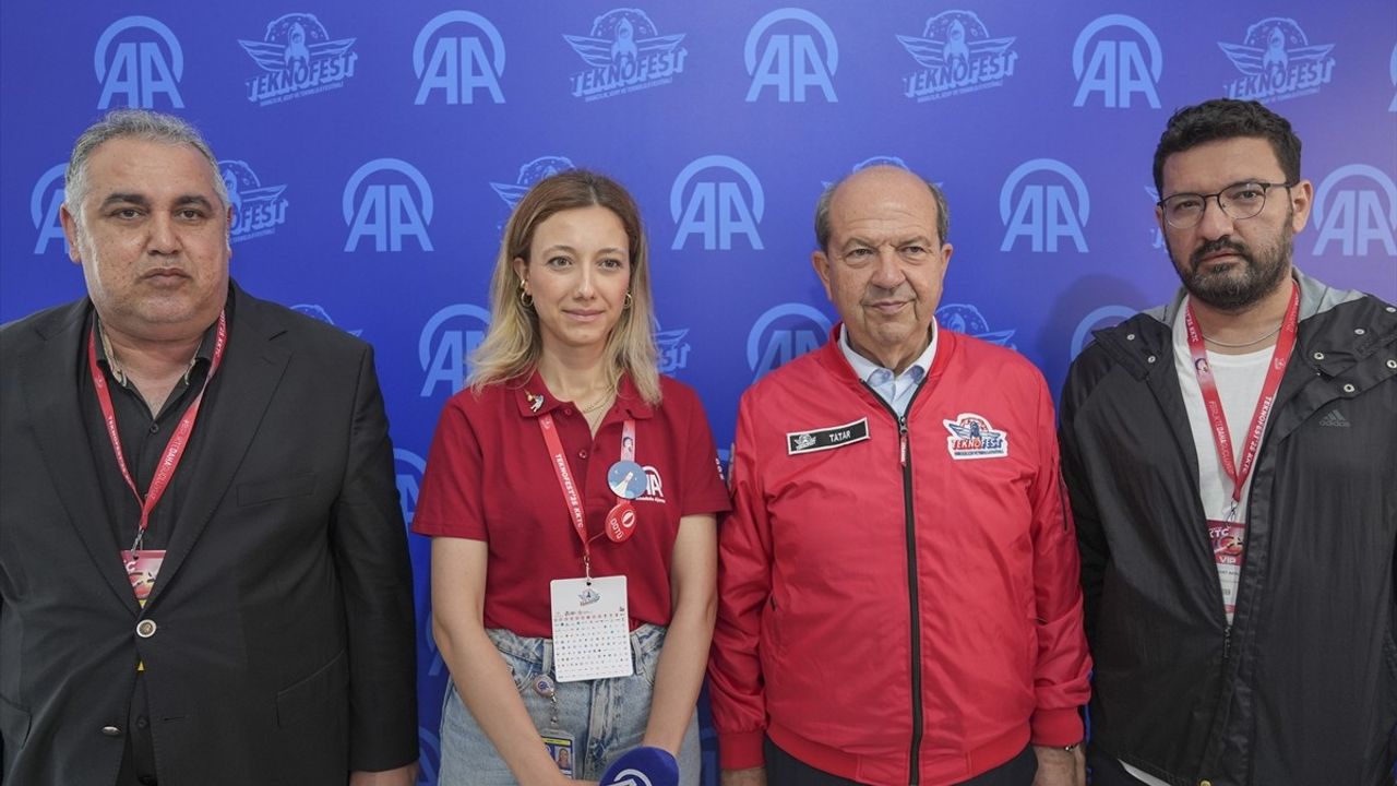 KKTC Cumhurbaşkanı Tatar, TEKNOFEST KKTC'yi Ziyaret Etti