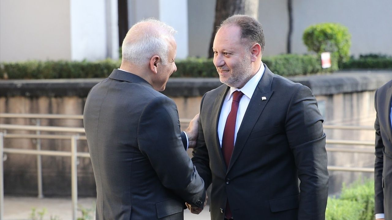 KKTC Meclis Başkanı Öztürkler'den Diyarbakır'da Önemli Açıklamalar