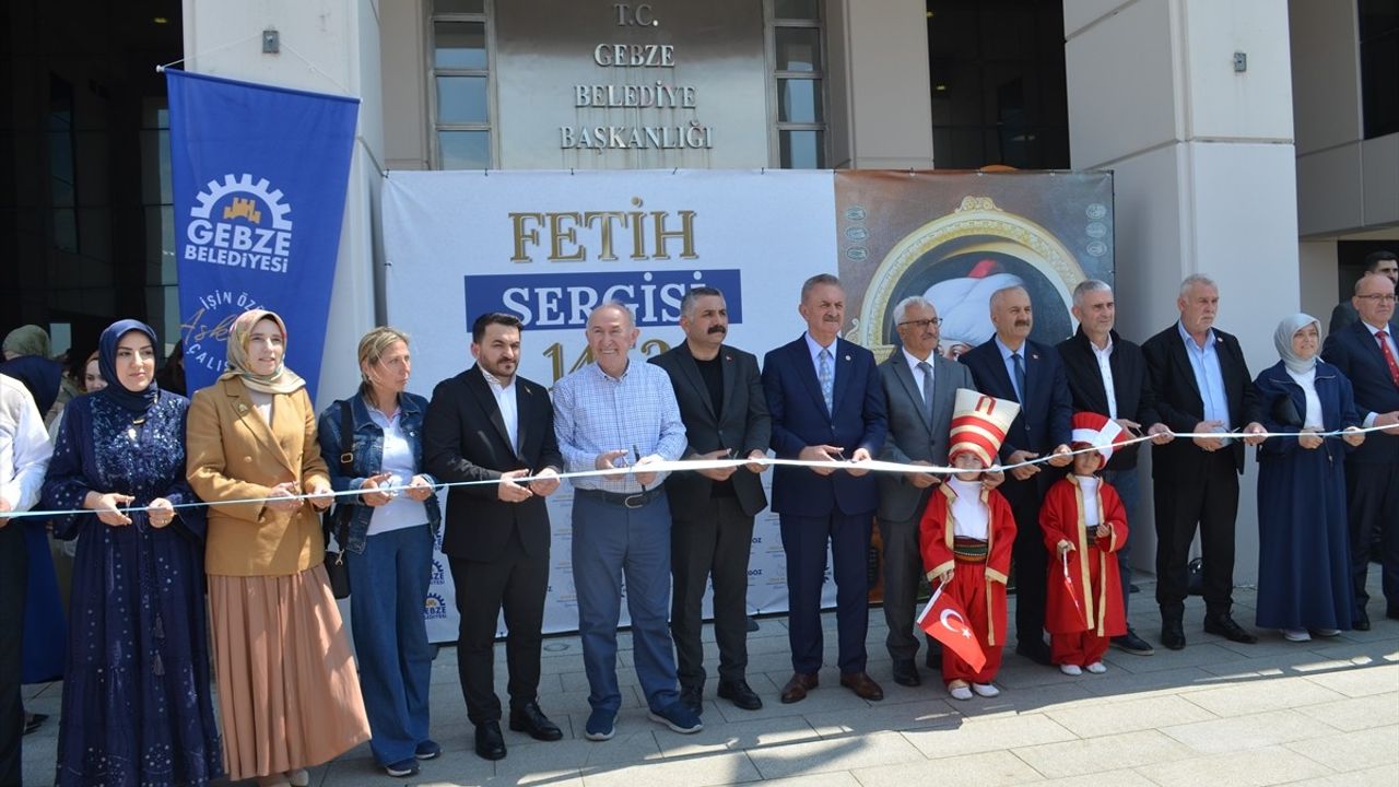 Kocaeli'de Fetih 1453 Resim Sergisi Açılışı Gerçekleşti