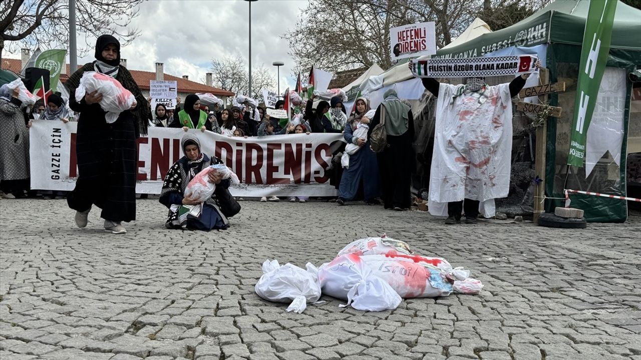 Konya'da Gazze İçin Protesto Gösterisi
