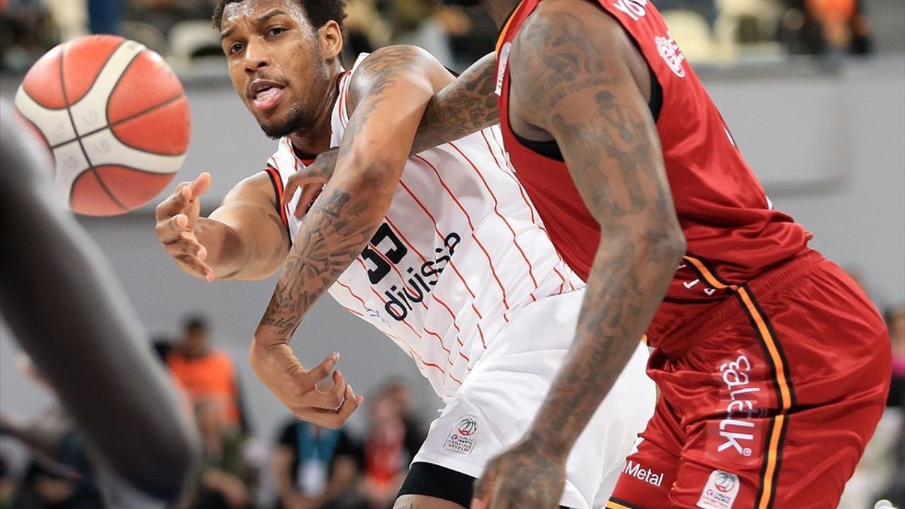 Manisa Basket Divissa, Galatasaray'ı Farklı Geçti