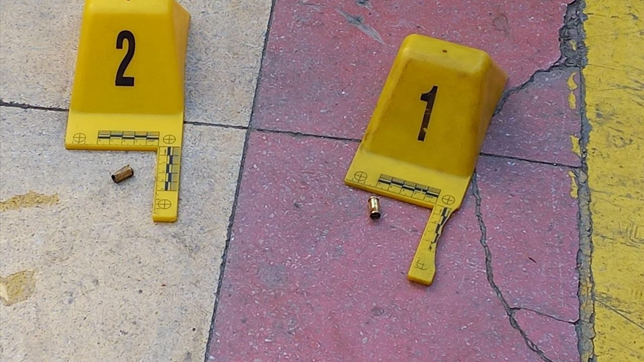 Manisa'da Kuyumcu Dükkanına Silahlı Saldırı İddiası