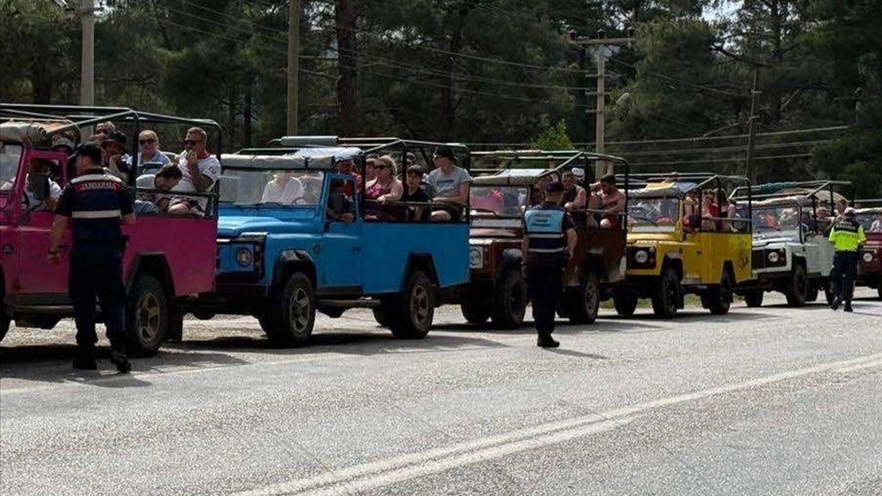 Marmaris'te Cip Safari Araçları Üzerinde Denetim Gerçekleştirildi