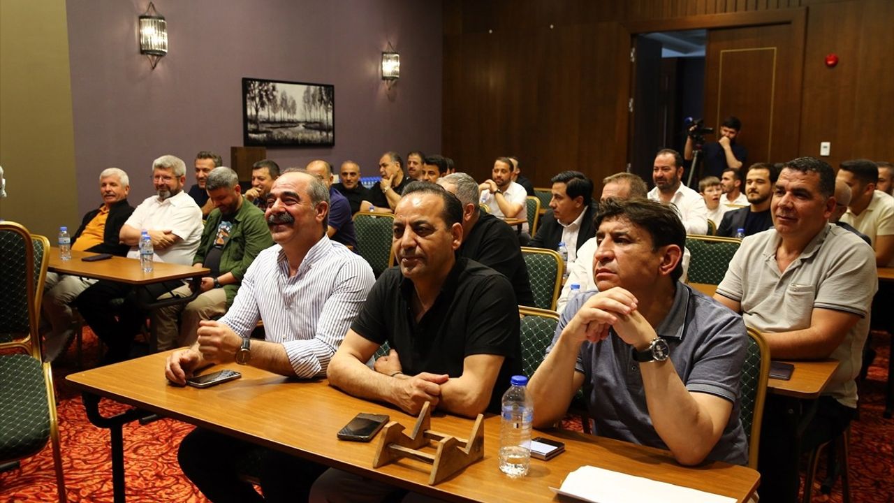 Mersin'de Baklava ve Tatlı Üreticileri Buluştu