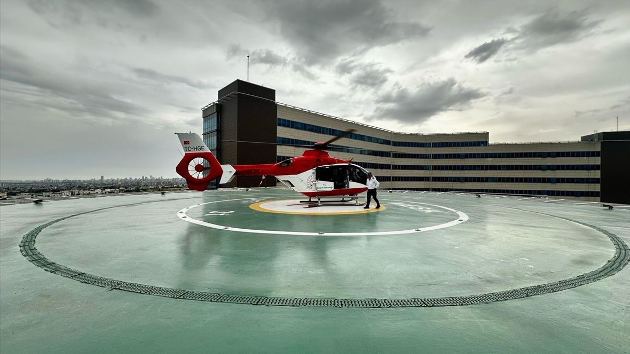 Mersin'de Bebek İçin Ambulans Helikopter Havalandı