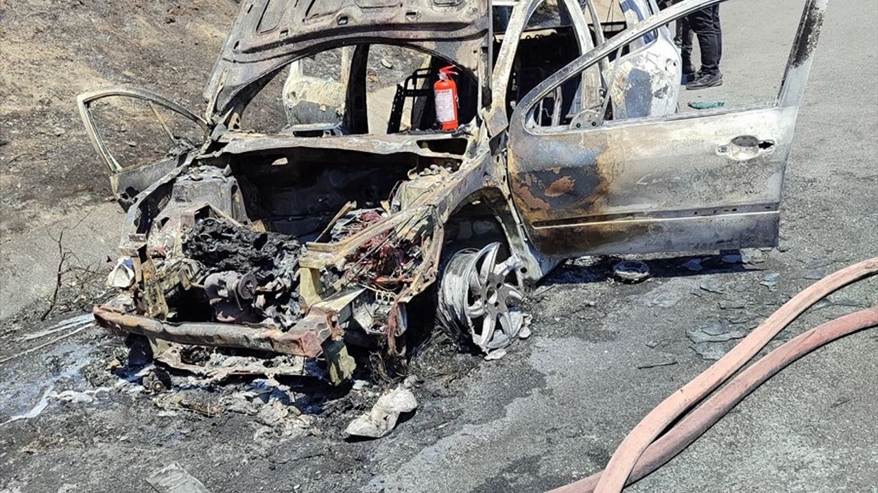 Mersin Tarsus'ta Orman Yangını Kontrol Altına Alındı
