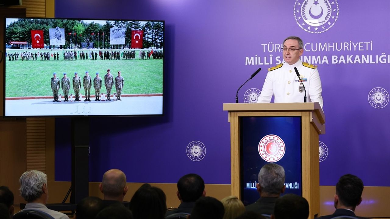 Milli Savunma Bakanlığı'ndan Basın Bilgilendirme Toplantısı