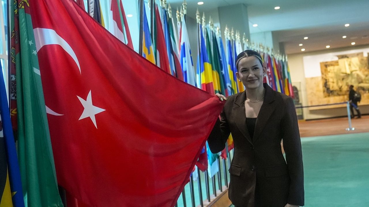 Milli Sporcular BM Genel Merkezi'ni Ziyaret Etti