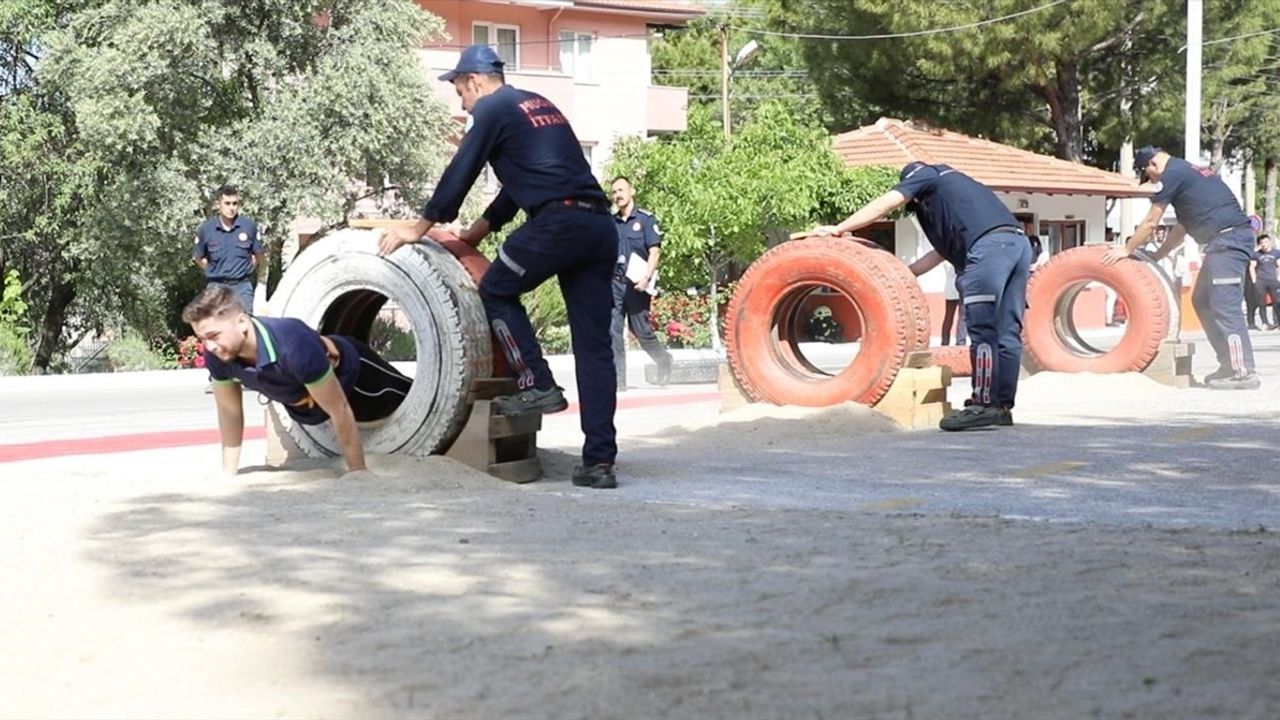 Muğla'da İtfaiye Eri Başvurusu: 286 Aday Zorlu Parkurlarda Yarıştı